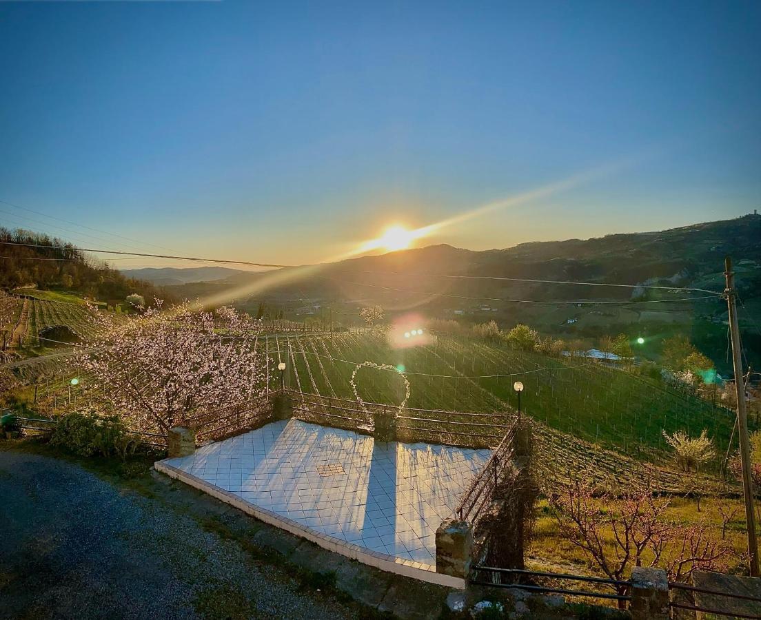 Agriturismo Pian Del Duca Vesime Luaran gambar