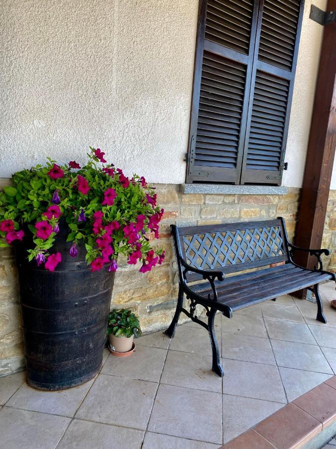 Agriturismo Pian Del Duca Vesime Luaran gambar
